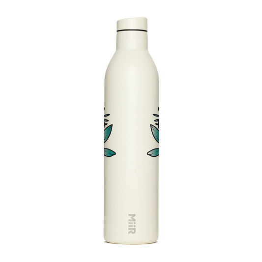 mother-s-day-2026-wine-bottle-k4 MiiR_Mothers_Day_LTO_2026_26oz_Wine_Bottle_Sandstone_White_Front_Studio_WIB2SV25402_4.2026_01.jpg