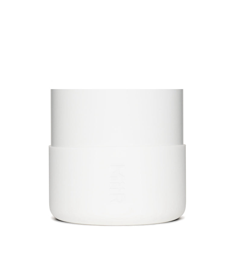silicone-boot-j7 Silicone_Boot_32oz_42oz_White_Studio_0821_On_Bottle_7c7df284-5bee-4f24-a031-14b02db7328f__SLB1PN34001.jpg
