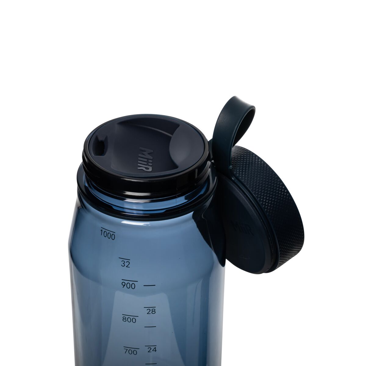 everywhere-bottle-t0 WebPDP-33oz_Everywhere_Bottle_TidalBlue__EWB1PN32215_X2Studio_TetherTwist.jpg
