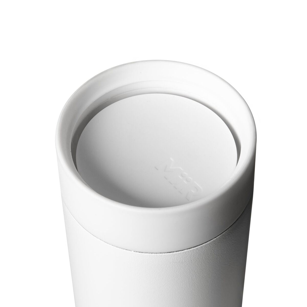 360-lid-l4 WebPDP-360_Lid_White__3602PNWM001_X2Studio_Closeup_Open.jpg