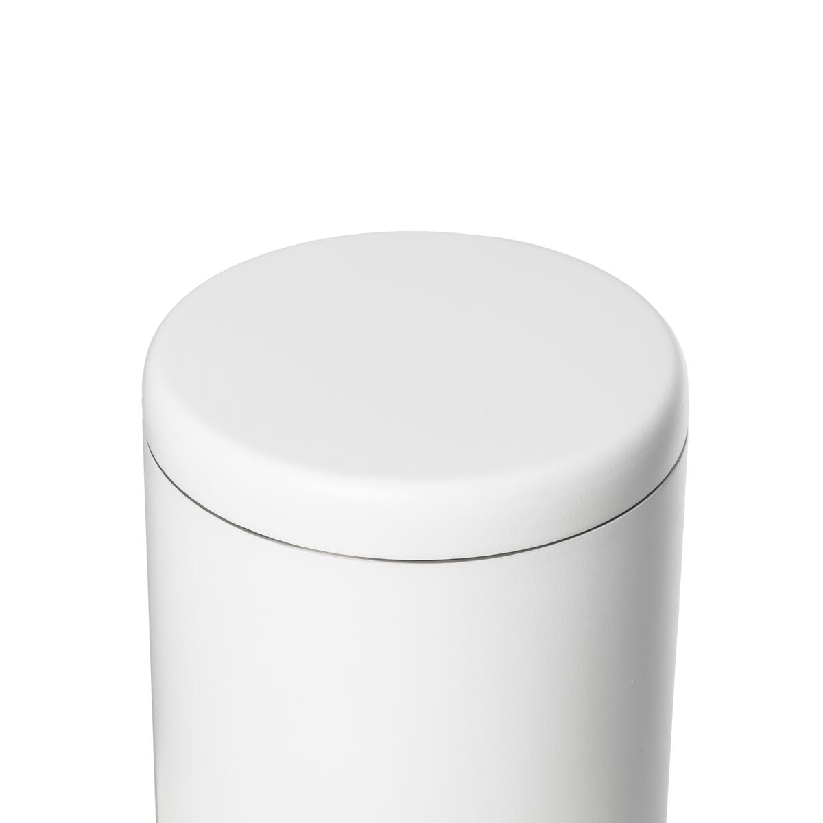 airlock-coffee-canister-b4 WebPDP-Airlock_Coffee_Canister__ACN2SVOS001_White_X2Studio_45_Deg_Lid_On.jpg