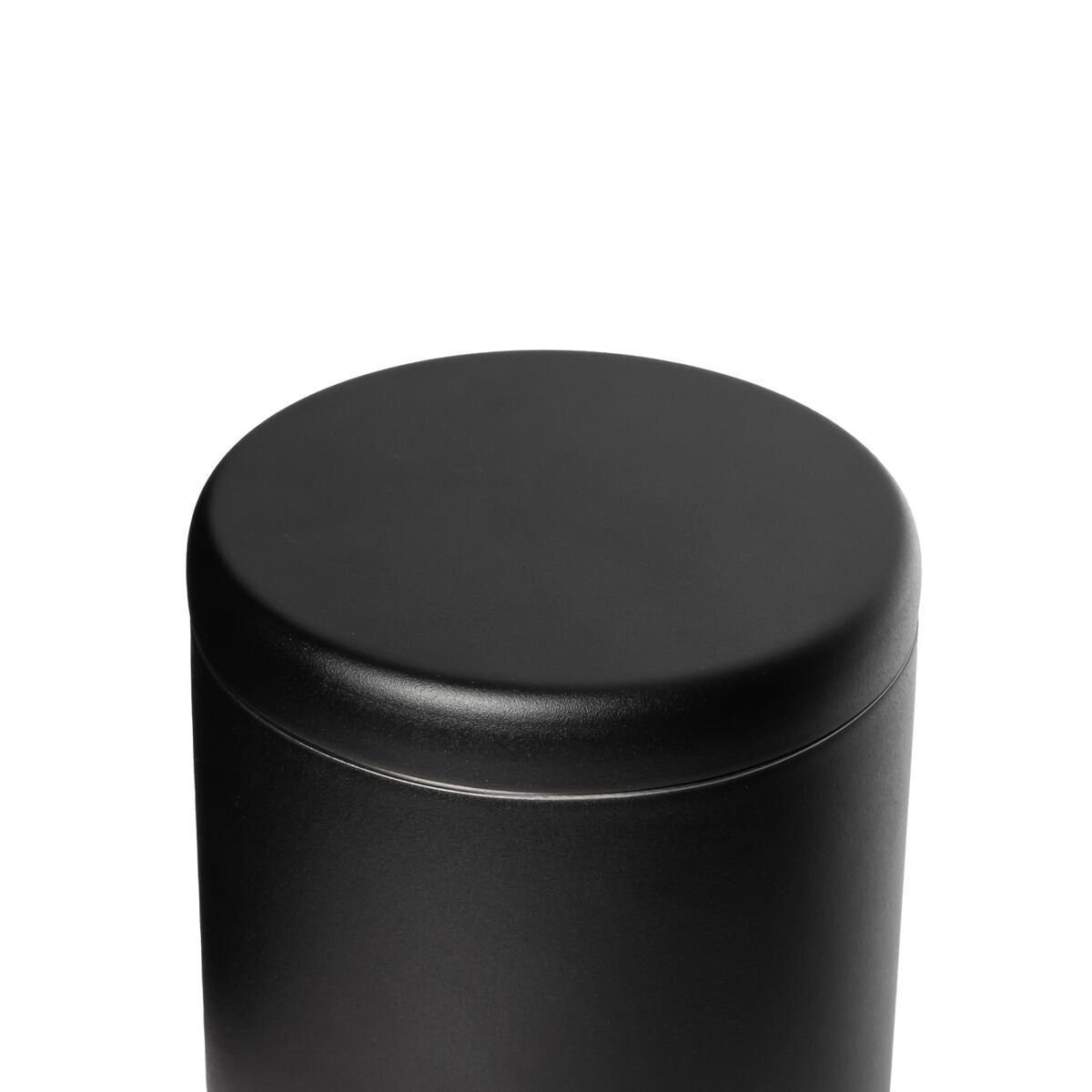 airlock-coffee-canister-b4 WebPDP-Airlock_Coffee_Canister__ACN2SVOS002_Black_X2Studio_45_Deg_Lid_On.jpg