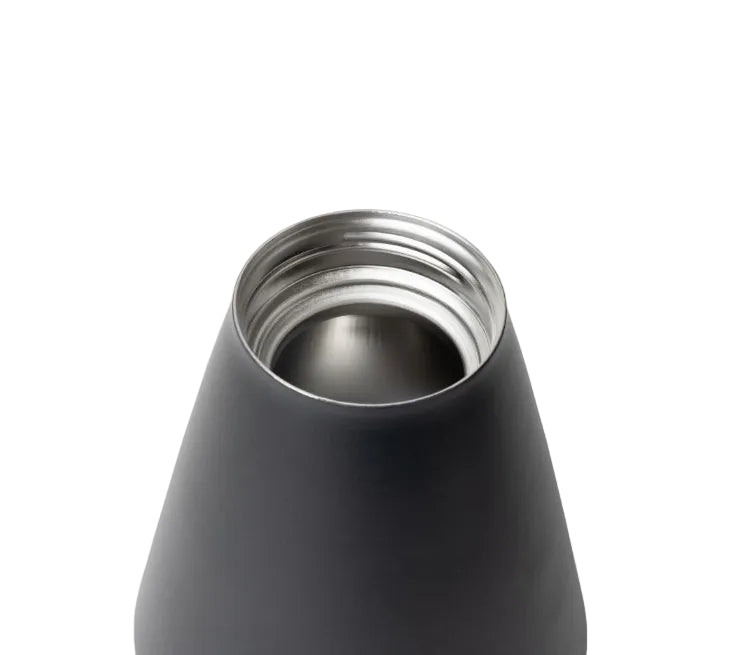 new-standard-carafe-q9 WebPDP-Carafe_Black_Studio_0722_45_Deg_Top_Off__CAR1SVOS002.jpg