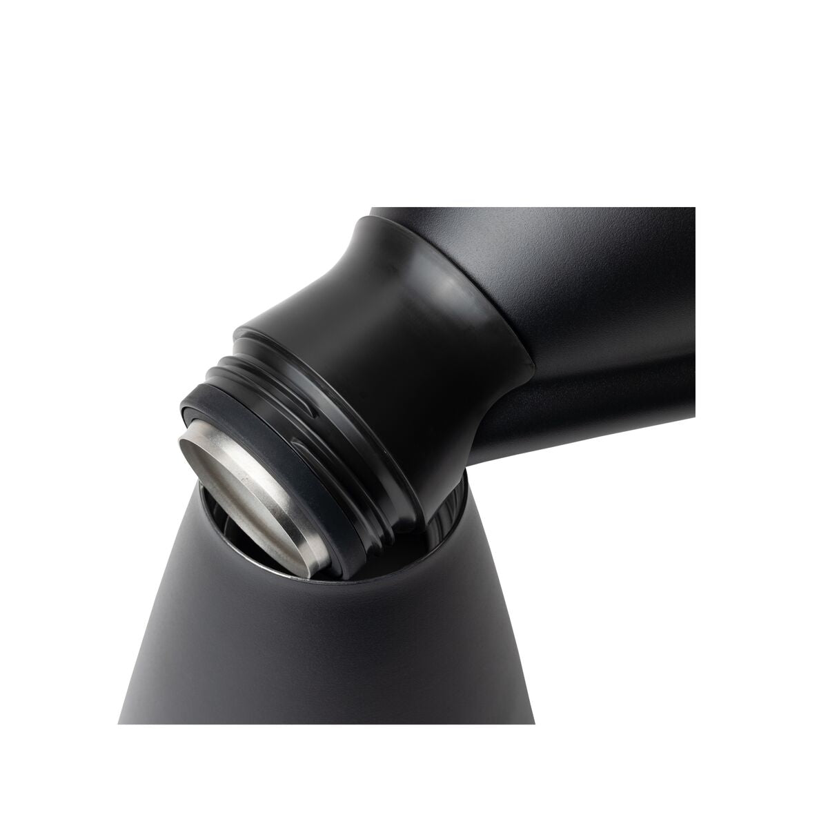 new-standard-carafe-q9 WebPDP-Carafe_Black_Studio_0722_45_Deg_Top_Staged__CAR1SVOS002.jpg