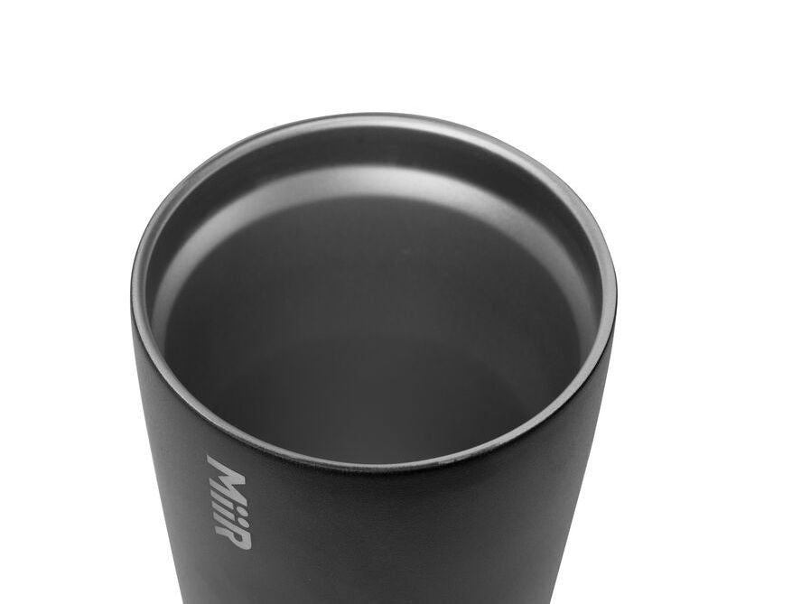 tumbler-z6 WebPDP-Tumbler_Black_Studio_1120_45deg_No_Cap__402232.jpg