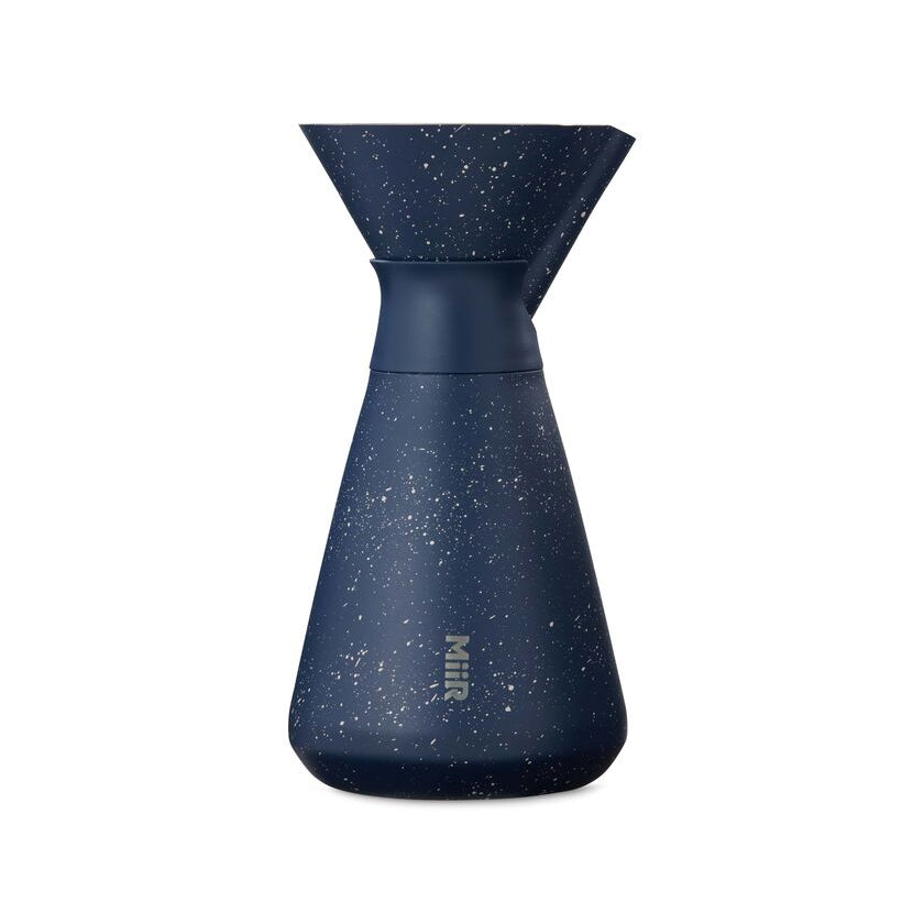new-standard-carafe-q9 Web_PDP-33oz_New_Standard_Carafe_Tidal_Blue_Speckle_Studio_CAR1SVOS225__Front.jpg